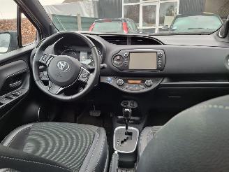 Toyota Yaris 1.5 hybrid   clima  pano picture 7
