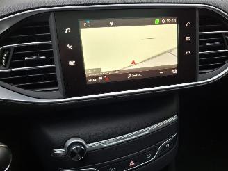 Peugeot 308 1.6 hdi automaat pano    navi   120pk picture 10