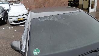 Volkswagen Polo 1.0 tsi  70kw automaat picture 7