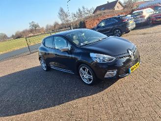 uszkodzony samochody osobowe Renault Clio 1.2i gt line  automaat  88kw  pano navi 2014/12