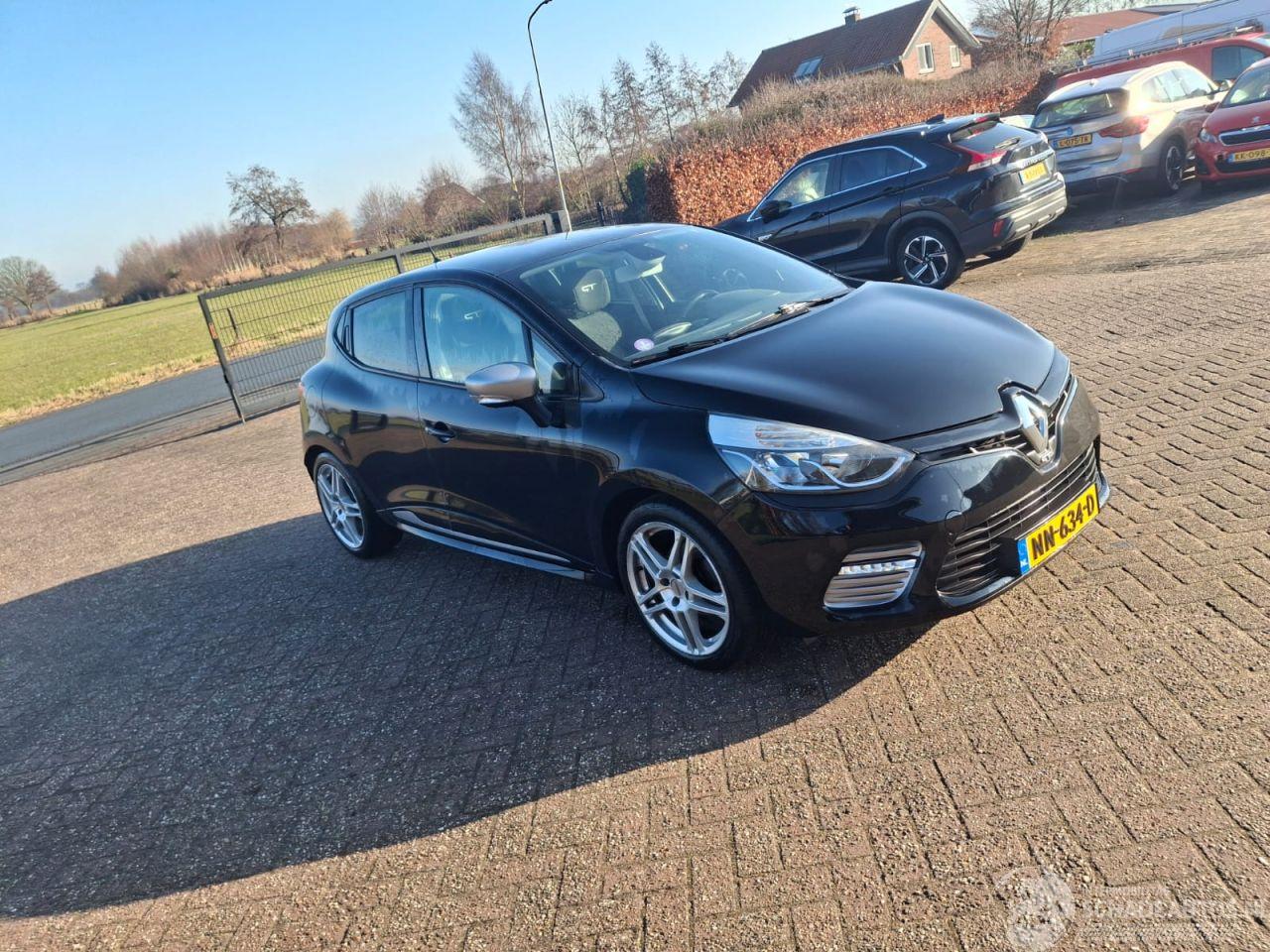 Renault Clio 1.2i gt line  automaat  88kw  pano navi