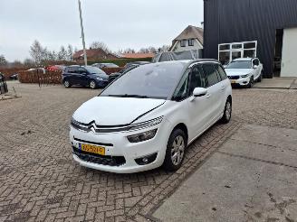 Citroën Grand C4 Picasso 1.2  96kw  clima navi picture 5