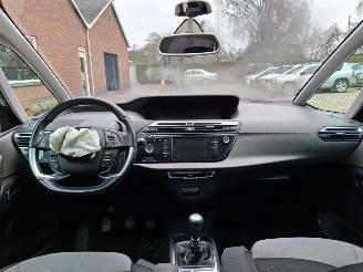 Citroën Grand C4 Picasso 1.2  96kw  clima navi picture 6