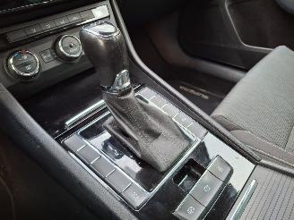 Skoda Superb 1.4 tsi automaat   clima navi picture 5
