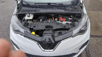 Renault Zoé r 110 life   carshare 52kwh    navi  109pk picture 2