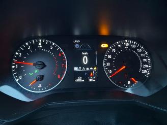 Renault Clio 0.9 tcn  zen navi picture 8