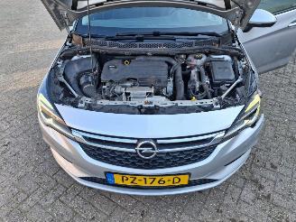 Opel Astra 1.4i 5drs navi clima  110kw picture 10