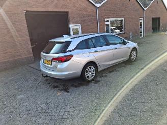 Opel Astra 1.4i 5drs navi clima  110kw picture 4