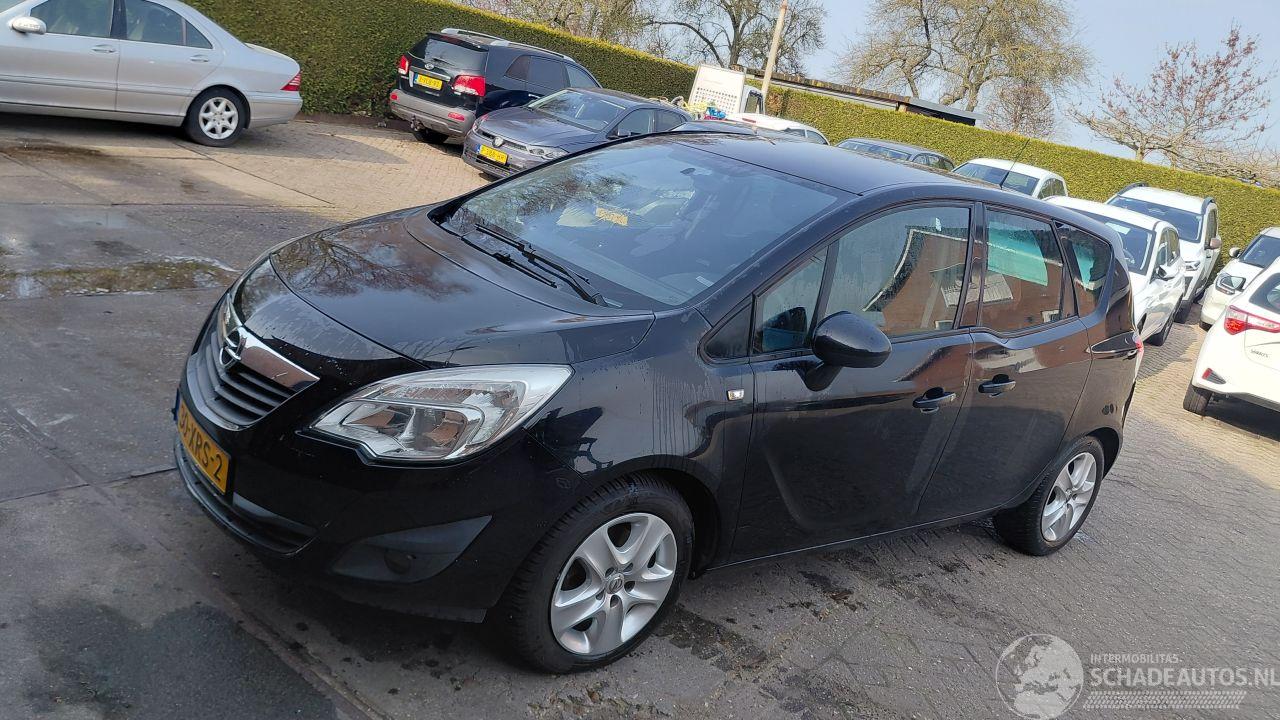 Opel Meriva 1.4i   88kw    airco