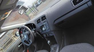 Volkswagen Polo 1.4 tdi  90pk navi  automaat picture 3
