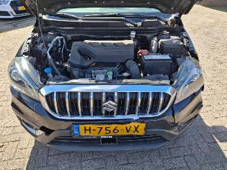 Voiture accidenté Suzuki S-Cross 1.0i  82kw  airco navi 2020/6