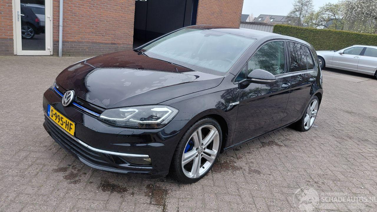Volkswagen Golf 1.5 tsi 131pk automaat   navi clima