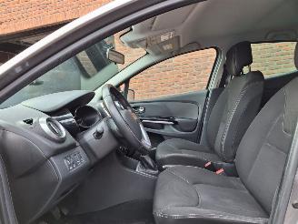 Renault Clio 0.9 tce  night  day   navi picture 5