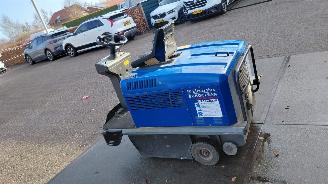 krockskadad bil overig Alle  veeg maachine   electrolux  euroclean 2013/1