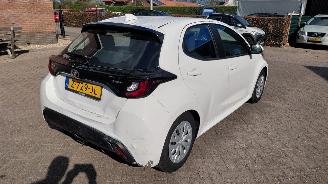 Toyota Yaris 1.5 hybrid  navi clima picture 5