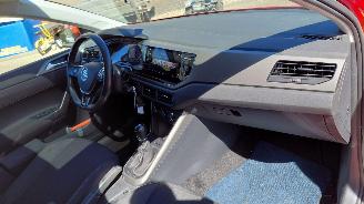 Volkswagen Polo 1.0 tsi  70kw   pano navi picture 10