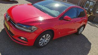  Volkswagen Polo 1.0 tsi  70kw   pano navi 2020/11