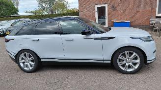 Unfallwagen Land Rover Range Rover Velar 2.0i  300pk  awd   navi 2018/12