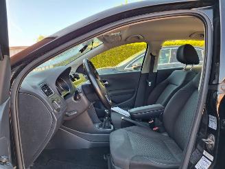 Volkswagen Polo 1.0i 70kw  navi airco picture 3