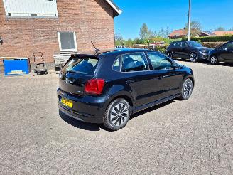 Volkswagen Polo 1.0i 70kw  navi airco picture 9