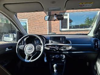Kia Picanto 1.0i dpi  67pk  5drs airco picture 6