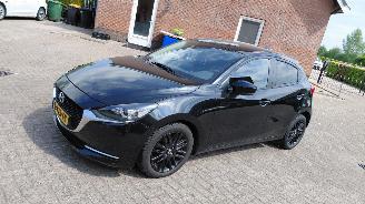 Unfallwagen Mazda 2 1.5i 90pk navi  clima 2022/8
