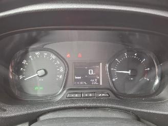 Peugeot Expert 1.5 hdi  102pk   airco   5drs picture 2