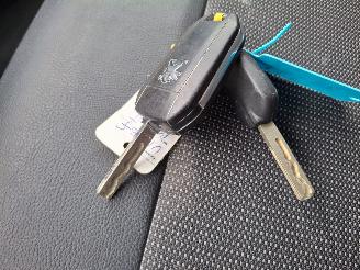 Peugeot Expert 1.5 hdi  102pk   airco   5drs picture 3