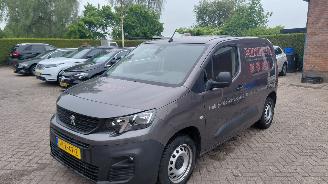 Peugeot Partner 1.5 hdi  131pk  automaat 3 persoons   navi picture 7