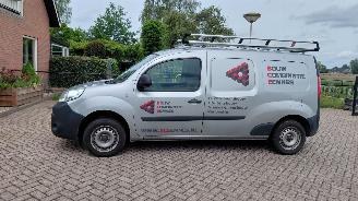 damaged commercial vehicles Renault Kangoo 1.5 dci  95pk maxi 2021/4