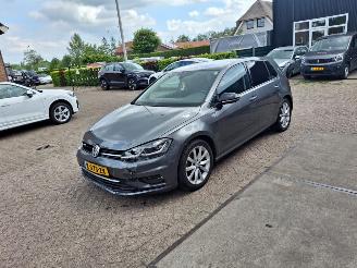 Coche accidentado Volkswagen Golf 1.5 tsi 110kw automaat navi 2019/12