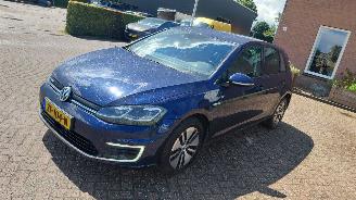 skadebil auto Volkswagen e-Golf 100kw clima  leer 2019/5