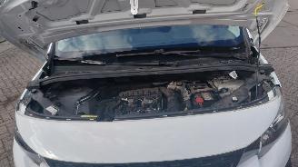 Peugeot Partner 1.2i  110pk navi airco picture 13