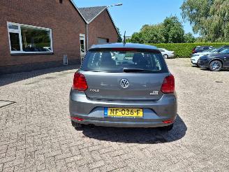 Volkswagen Polo 1.2 tsi  66kw  airco navi picture 8