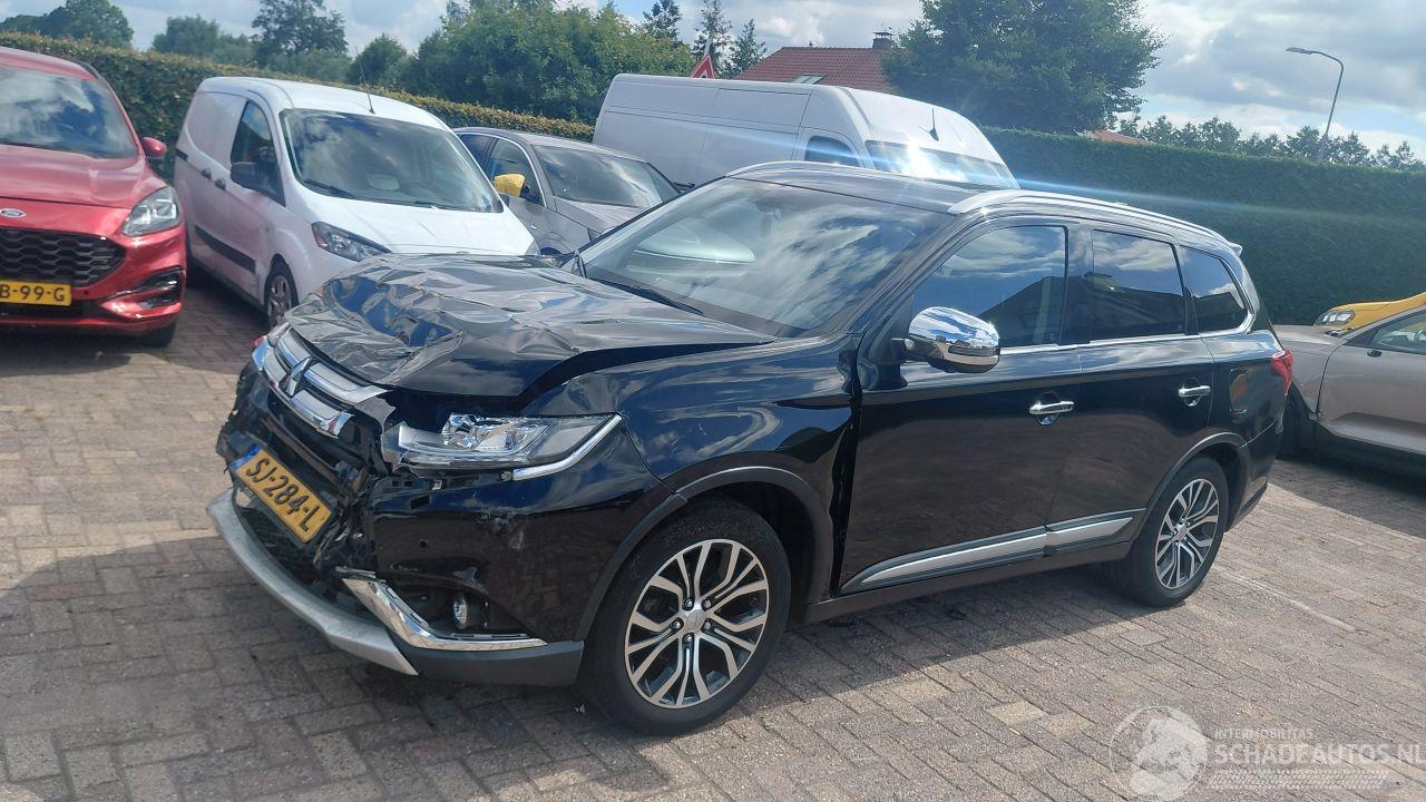 Mitsubishi Outlander 2.0 i 150pk automaat navi clima