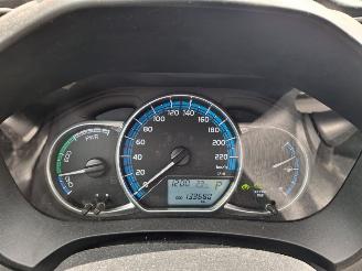 Toyota Yaris 1.5 hybrid navi  clima picture 9