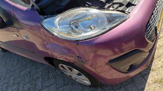 Peugeot 107 1.0i 5drs airco picture 2