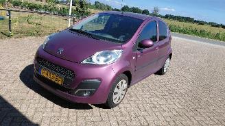 Auto incidentate Peugeot 107 1.0i 5drs airco 2014/5