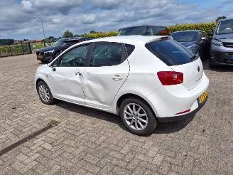 Seat Ibiza 1.2 tsi  77kw 5drs airco picture 4