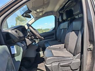 Toyota Proace 2.0 d4d  177pk automaat  navi  clima picture 4