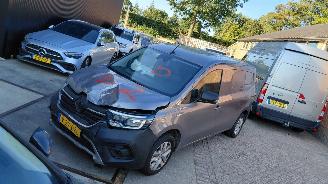 Renault Kangoo 1.5 dci 95pk lang  automaat    navi picture 5