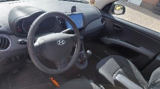 Hyundai I-10 1.1i 69pk airco 5drs picture 10