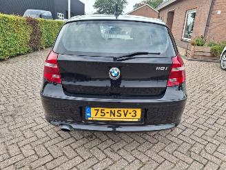 BMW 1-serie 118i 5drs airco navi picture 5
