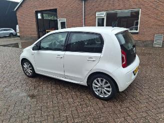 Volkswagen Up! 1.0i 5drs airco navi picture 2