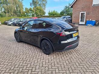 Tesla Model Y rwd  58kwh  pano  238pk picture 2