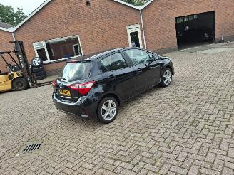 Toyota Yaris 1.5 HYBRID    navi picture 2