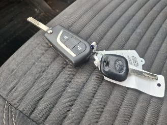 Toyota Yaris 1.5 HYBRID    navi picture 8