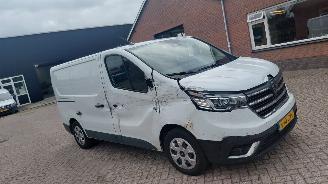 škoda dodávky Renault Trafic 2.0 dci 150pk automaat navi  airco 2024/9