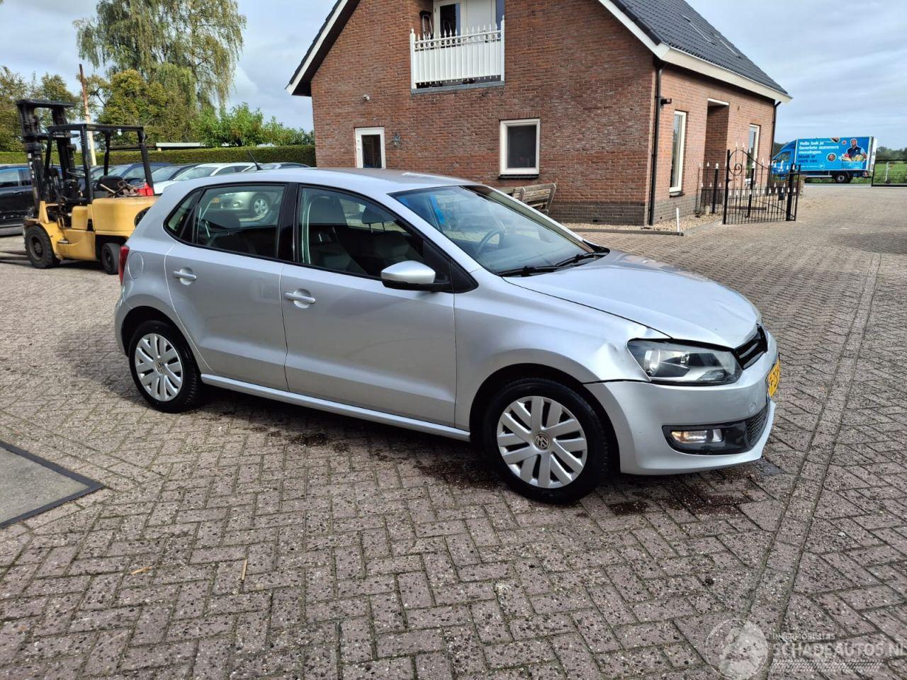 Volkswagen Polo 1.2 tsi  66kw edition   navi airco