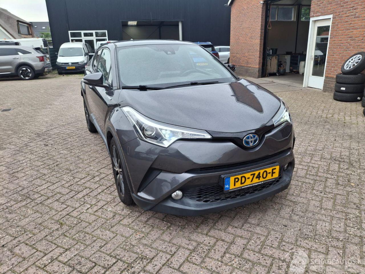 Toyota CH-R 1.8 hybrid navi clima